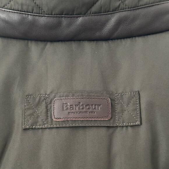 Barbour Men's Dark Green Quilted Vest Size 2XL - Picture 8 of 8